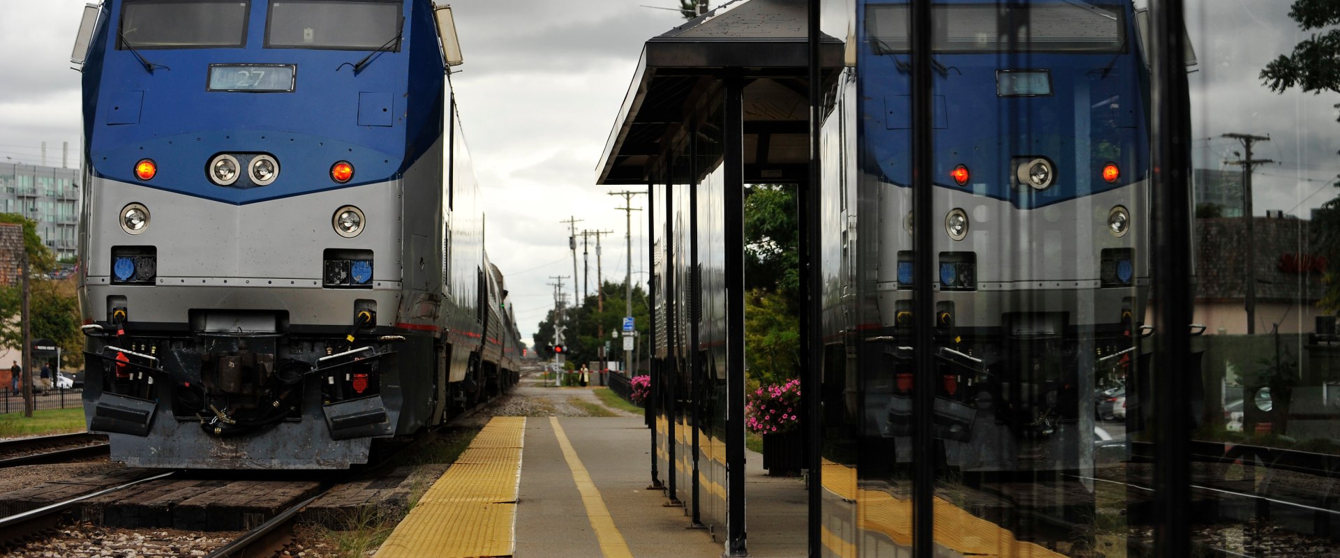 Track Buses and Trains in Hillsborough County, FL with OneBusAway App